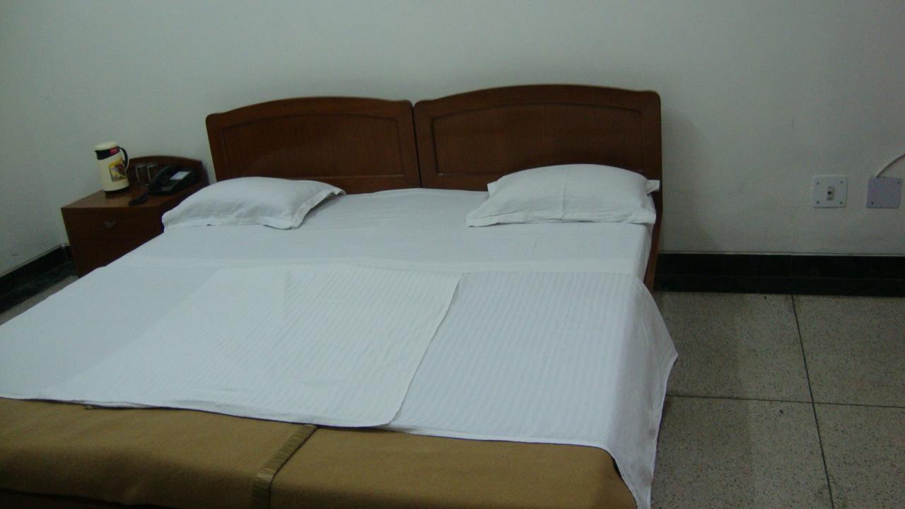 Ymca Greater Noida Programme Centre Hostel Delhi  Bagian luar foto